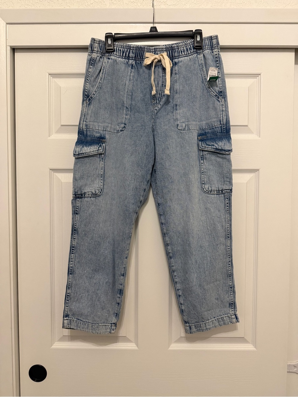 GAP Light Blue Denim Cargo Crop Jeans with Drawstring